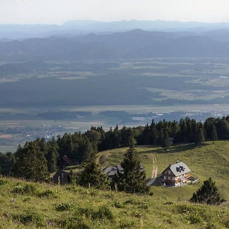 Apartment Jezerca - Krvavec ツェルクニェ・ナ・ゴレニスケム エクステリア 写真