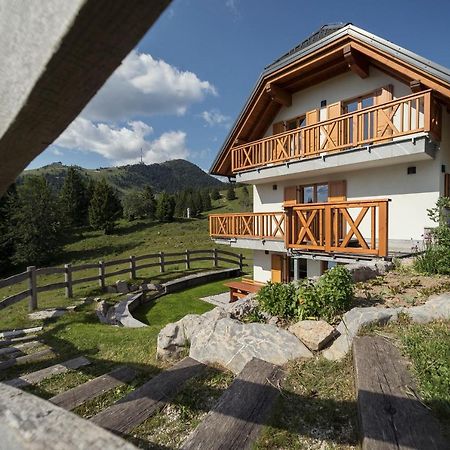 Apartment Jezerca - Krvavec ツェルクニェ・ナ・ゴレニスケム エクステリア 写真
